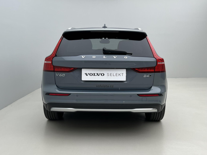 Volvo V60 CROSS COUNTRY B4 AWD Aut 1.maj
