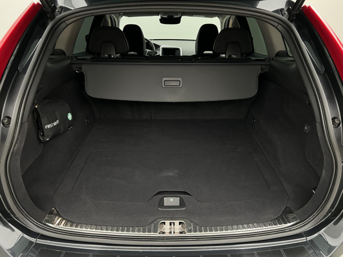 Volvo XC60 D4 AWD MOMENTUM AUT 2.4 d Momentum