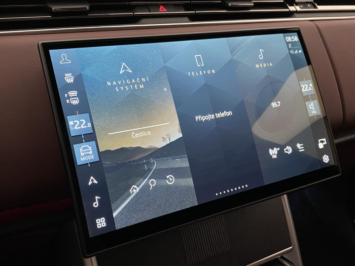 Land Rover Range Rover P550e AUTOBIOGRAPHY