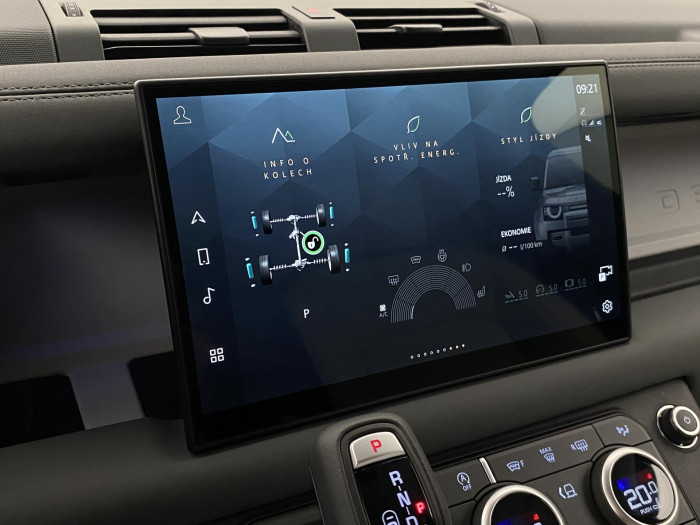 Land Rover Defender 110 D250 X-DYNAMIC SE AWD AUT 3.0 d Dynamic SE