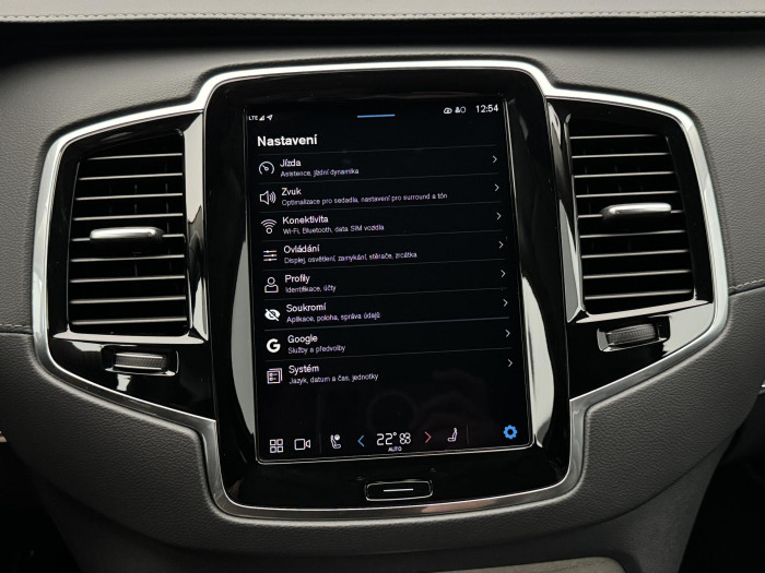 Volvo XC90 B5 AWD BRIGHT PLUS CZ 1.maj