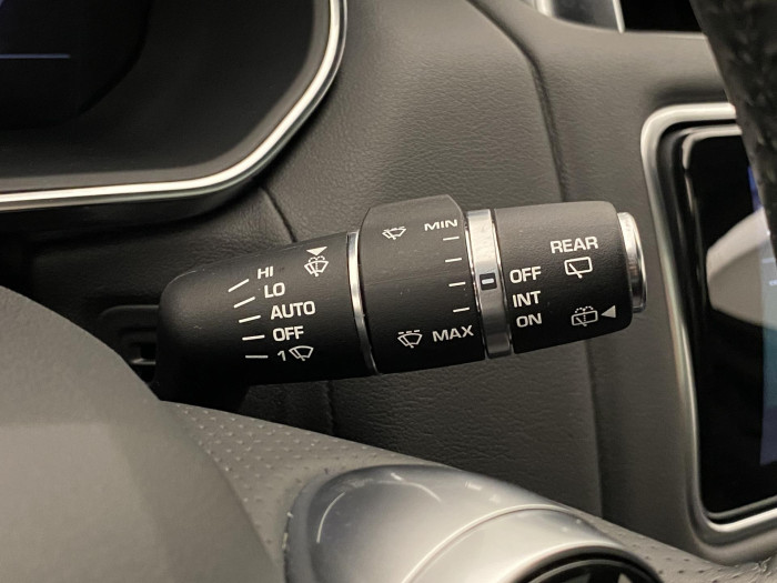 Land Rover Range Rover Sport 3.0 SDV6 AWD HSE REZERVACE