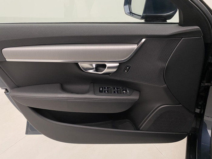 Volvo V90 D5 AWD MOMENTUM AUT 2.0 d Momentum