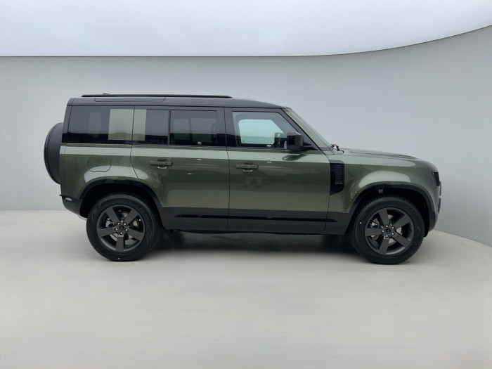 Land Rover Defender 110 D250 X-DYNAMIC SE AWD Aut 3.0 d Dynamic SE