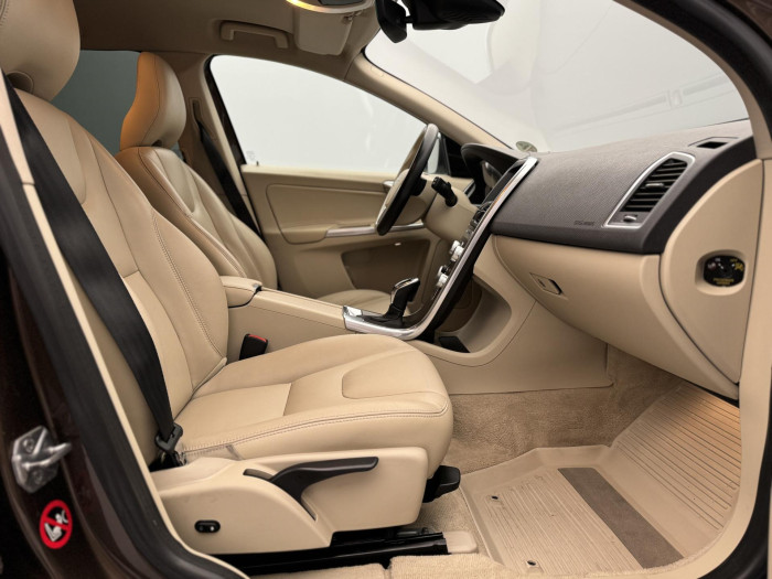 Volvo XC60 D4 AWD SUMMUM AUT 2.4 d Summum