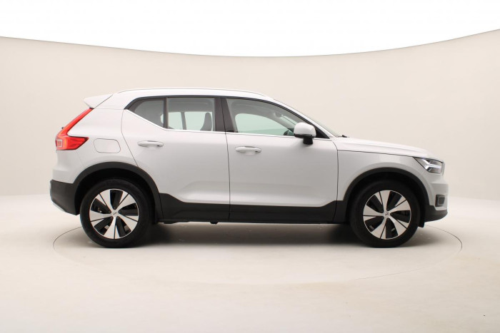 Volvo XC40 T4 RECHARGE AUT 1.maj