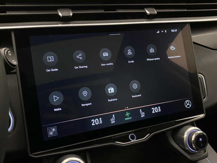 Lynk & Co 01 PHEV DCT AUT 1.maj. REZERVACE