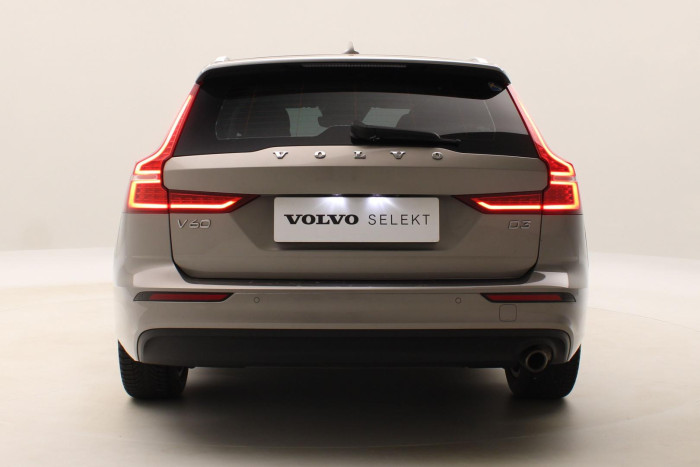 Volvo V60 D3 MOMENTUM AUT CZ  REZERVACE 2.0 d Momentum