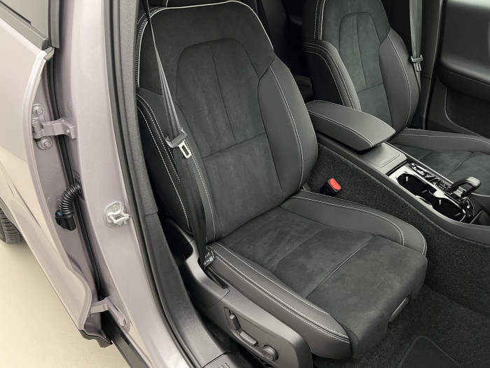 Volvo XC40 B3 DARK PLUS AUT