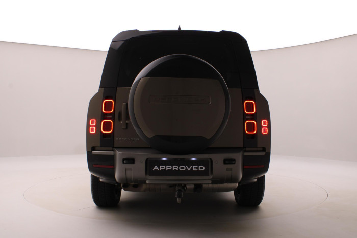 Land Rover Defender 130 D300 SE AWD AUT CZ 3.0 d SE