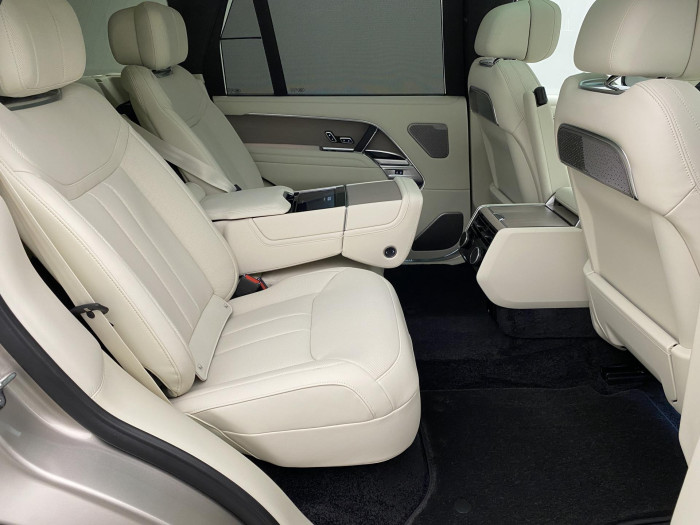 Land Rover Range Rover D350 AUTOBIOGRAPHY LWB 3.0 d