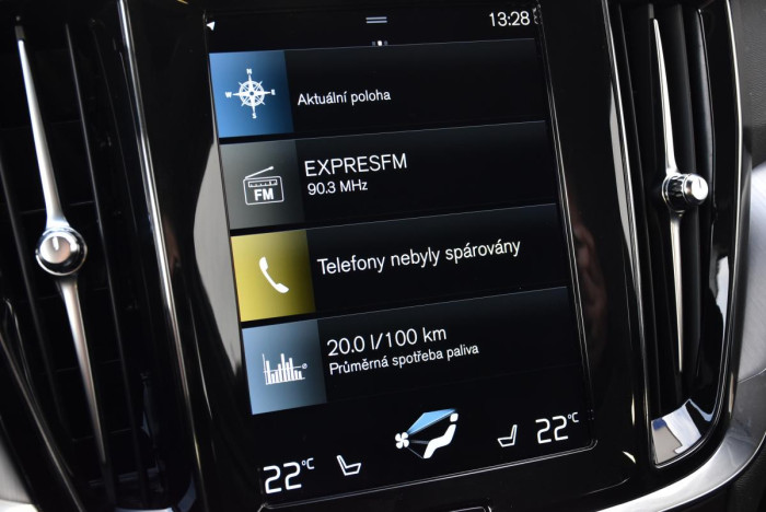 Volvo V60 B4 MOMENTUM REZERVACE 2.0 Momentum