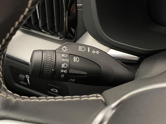 Volvo XC60 D4 R-DESIGN AUT 2.0 d