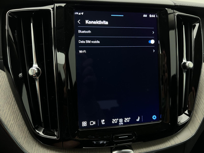 Volvo XC60 B5 AWD INSCRIPTION AUT 1.maj.