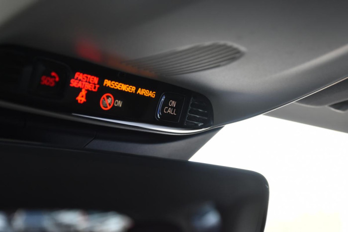 Volvo V60 D3 MOMENTUM AUT REZERVACE 2.0 d Momentum
