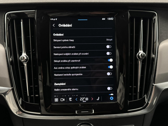 Volvo V90 T6 AWD RECHARGE PLUS DARK AUT