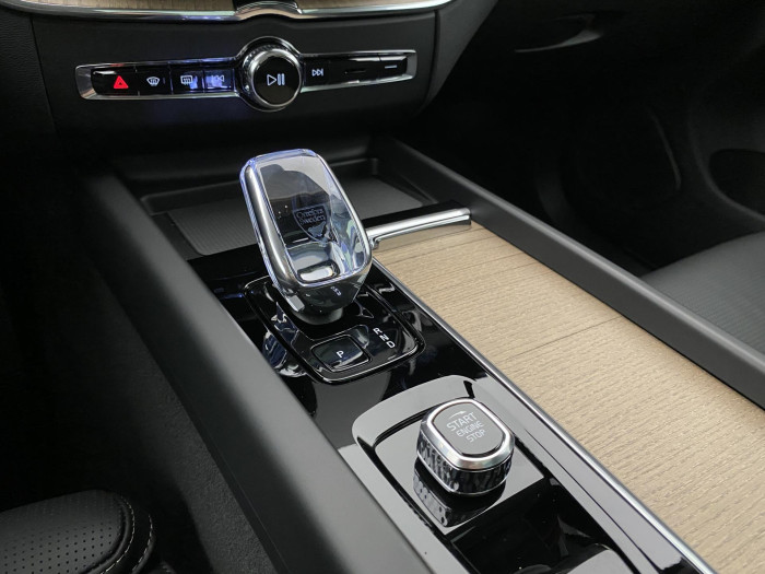Volvo XC60 T6 AWD AUT DARK ULTRA