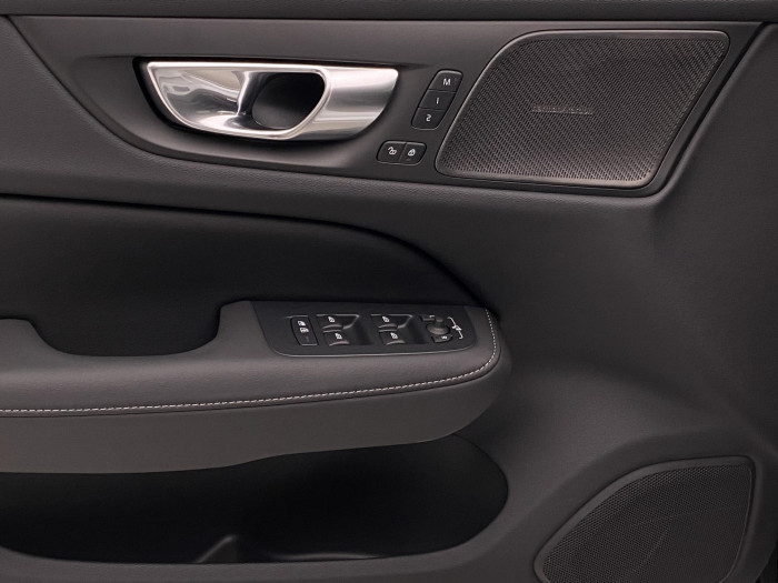 Volvo V60 B4 AUT BRIGHT PLUS