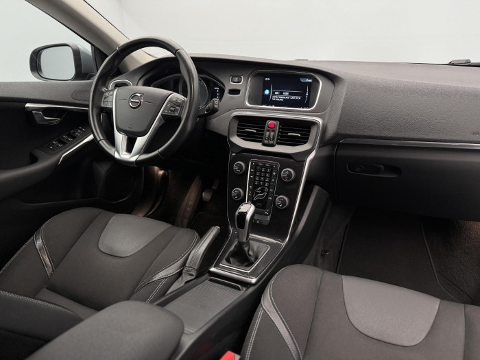 Volvo V40 D3 MOMENTUM 2.0 d Momentum