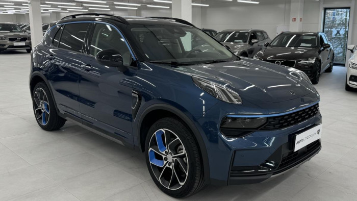 Lynk & Co 01 PHEV DCT AUT