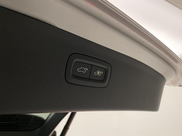 Volvo XC90 B5 AWD AUT BRIGHT PLUS 7míst