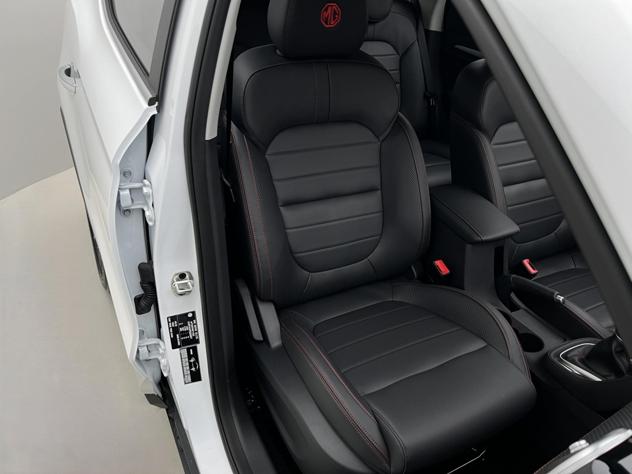 MG ZS EMOTION PLUS 1.5DVVT MAN