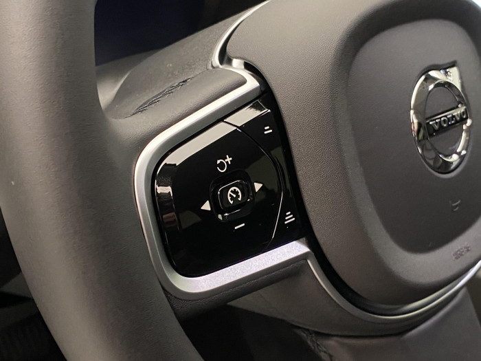 Volvo V60 B4 AUT DARK PLUS