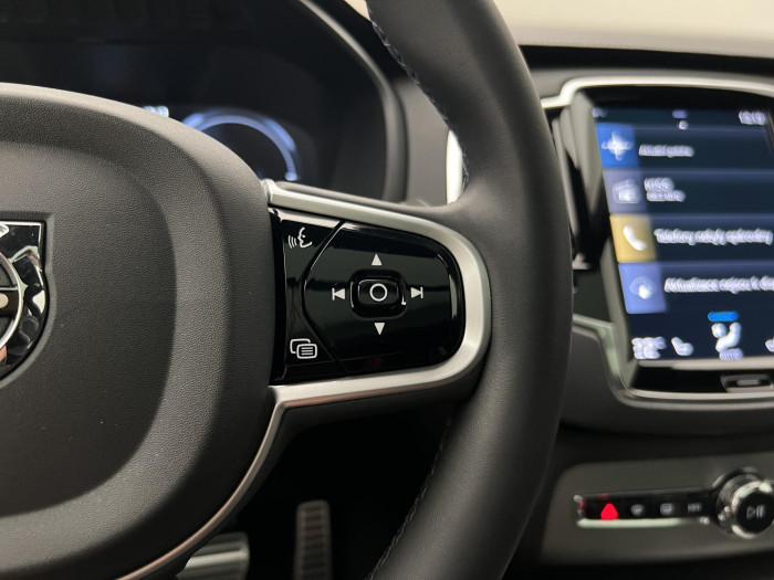 Volvo XC90 T8 AWD RECHARGE R-DESIGN 7MÍST
