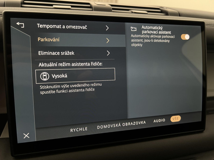 Land Rover Defender 110 D200 S AWD Aut REZERVACE 3.0 d