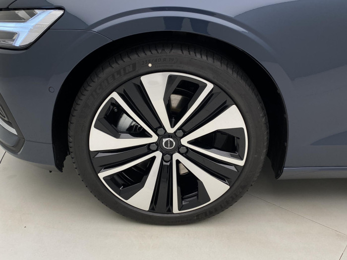 Volvo V60 B4 AUT BRIGHT PLUS