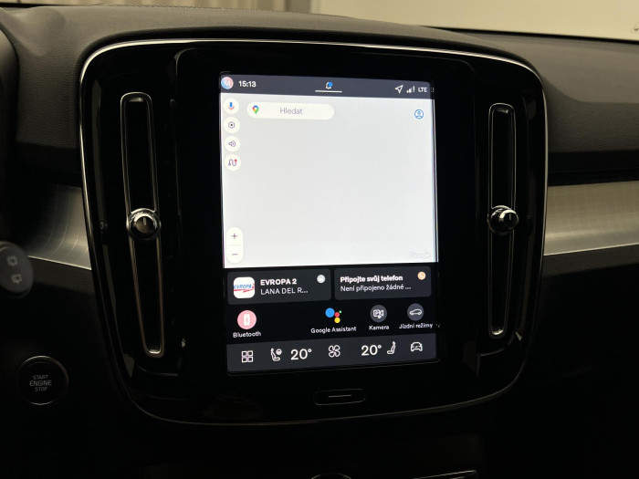 Volvo XC40 B3 DARK PLUS AUT