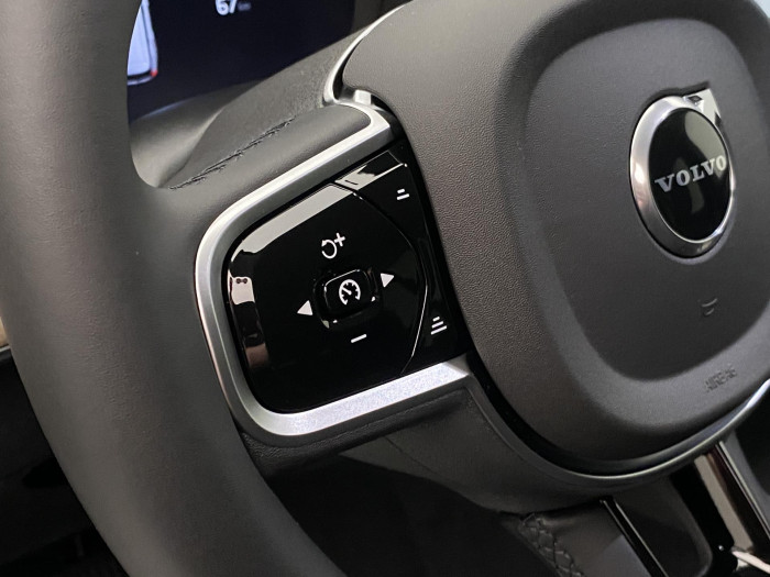 Volvo XC90 T8 AWD RECHARGE DARK PLUS 7m