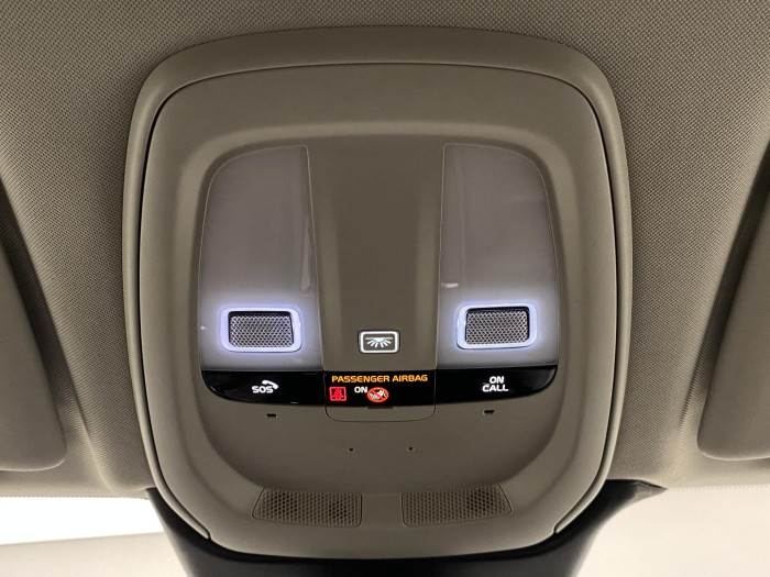 Volvo XC60 B5 AWD MOMENTUM AUT 2.0 Momentum