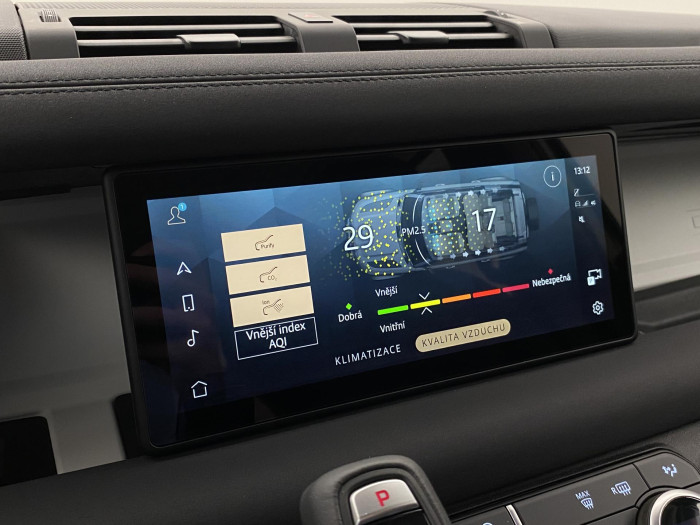 Land Rover Defender 110 D250 S AWD AUT CZ 7míst 3.0 d