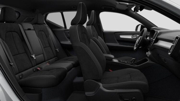 Volvo XC40 B3 DARK PLUS AUT