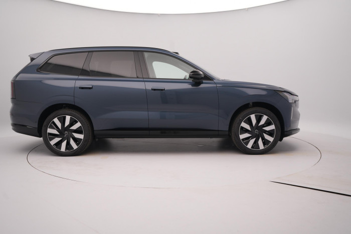 Volvo EX90 PURE ELECTRIC TWIN ULTRA 7míst