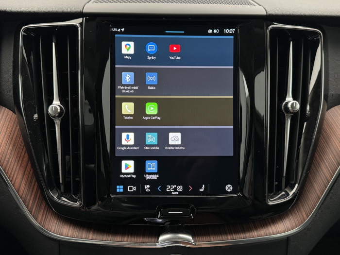 Volvo XC60 T8 AWD RECHARGE BRIGHT PLUS