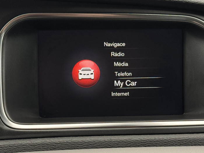 Volvo V40 D2 MOMENTUM 2.0 d Momentum