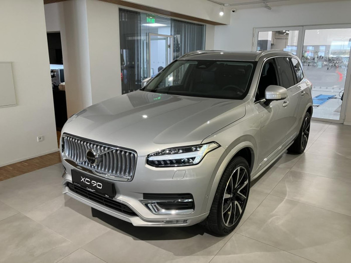 Volvo XC90 B5 AWD AUT BRIGHT PLUS 7-míst