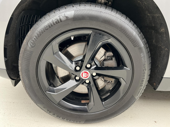 Jaguar F-Pace D200 S AWD AUT 2.0 d