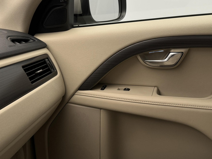 Volvo XC70 D4 AWD SUMMUM AUT 2.4 d Summum