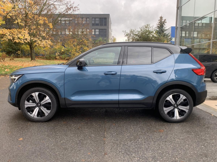 Volvo XC40 PURE ELECTRIC RECHARGE AUT AWD