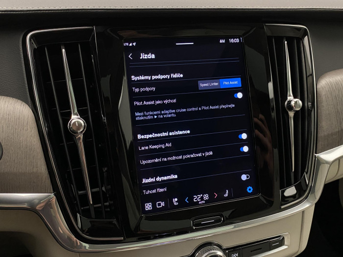 Volvo V90 CC B5 AWD BRIGHT ULTIMATE CZ 2.0 CC CC