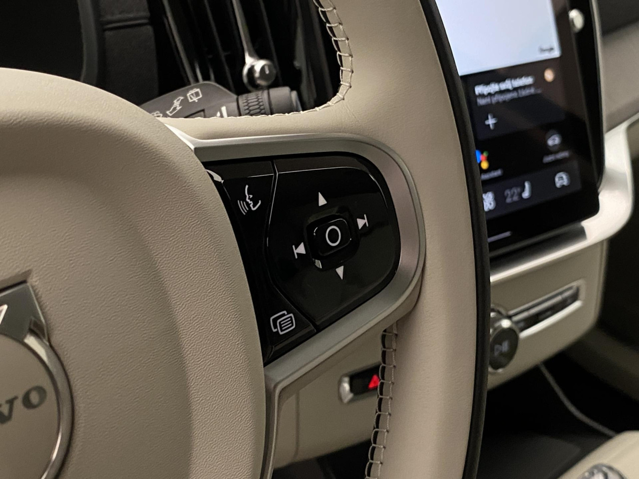 Volvo XC90 T8 AWD RECHARGE BRIGHT PLUS 7m