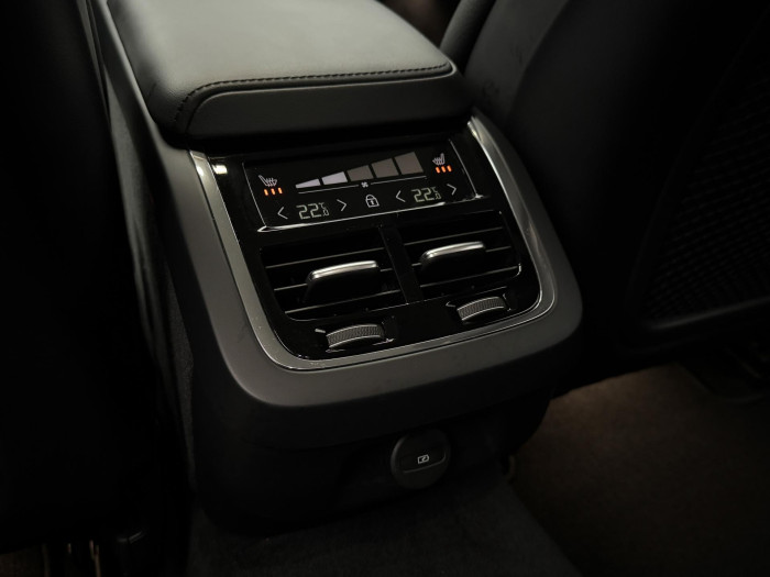 Volvo V60 CC B5 AWD PLUS AUT 1.maj