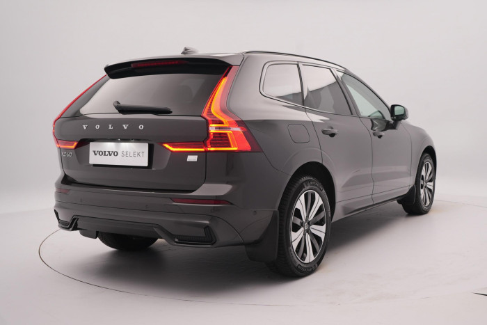 Volvo XC60 T6 AWD RECHARGE DARK 1.maj