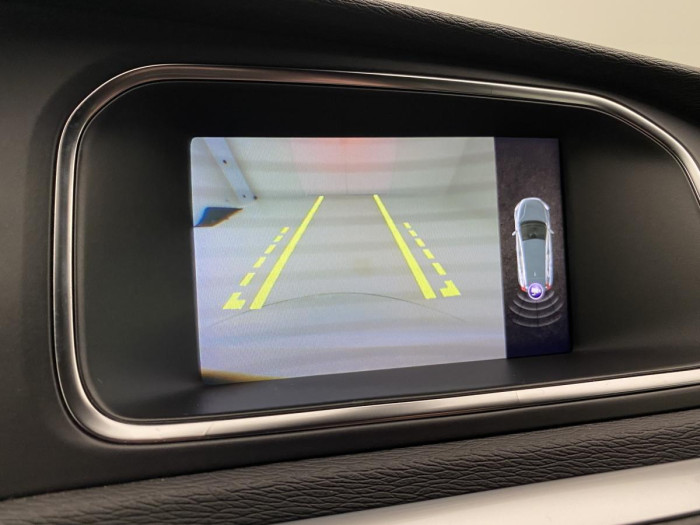 Volvo V40 D2 MOMENTUM AUT REZERVACE 2.0 d Momentum