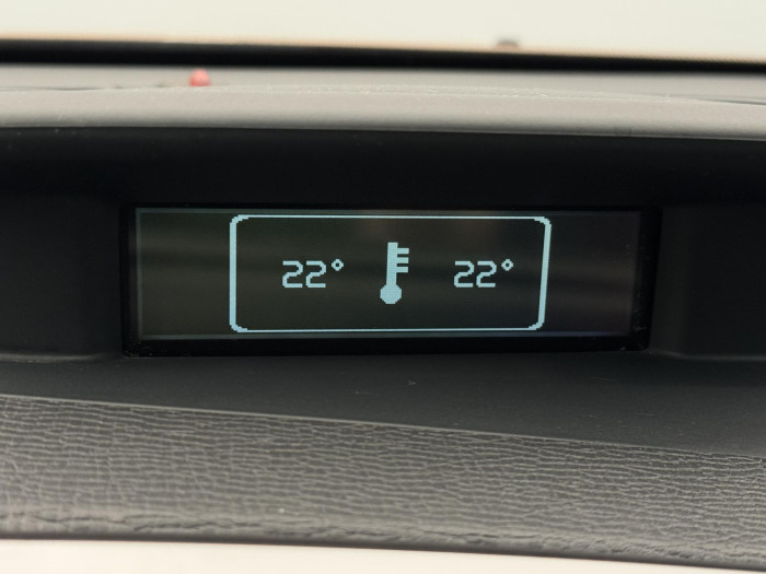 Volvo XC60 D3 AWD MOMENTUM CZ 1.maj 2.4 d Momentum