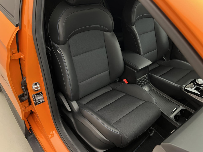 MG MG4 EV EXCLUSIVE 64 kWh CZ 1.maj. Exclusive