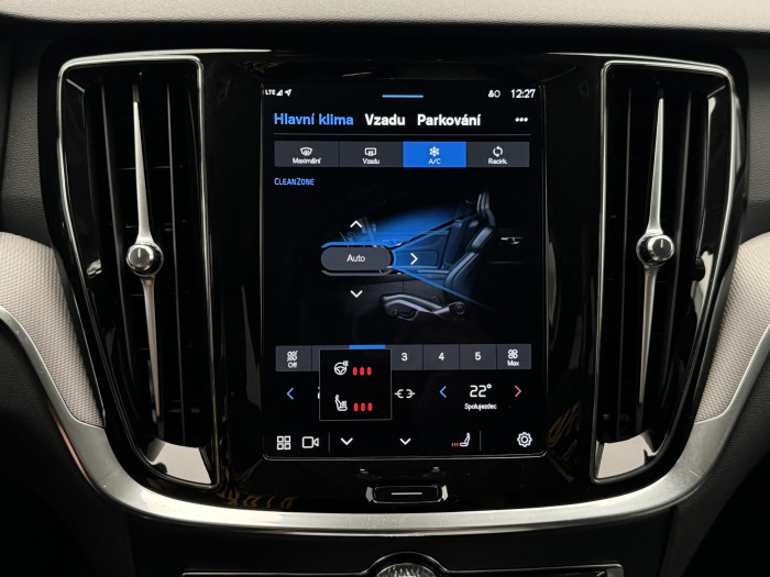 Volvo V60 CC B5 AWD PLUS BRIGHT 1.maj